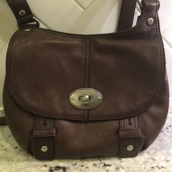 Fossil Handbags - Fossil crossbody saddle bag.